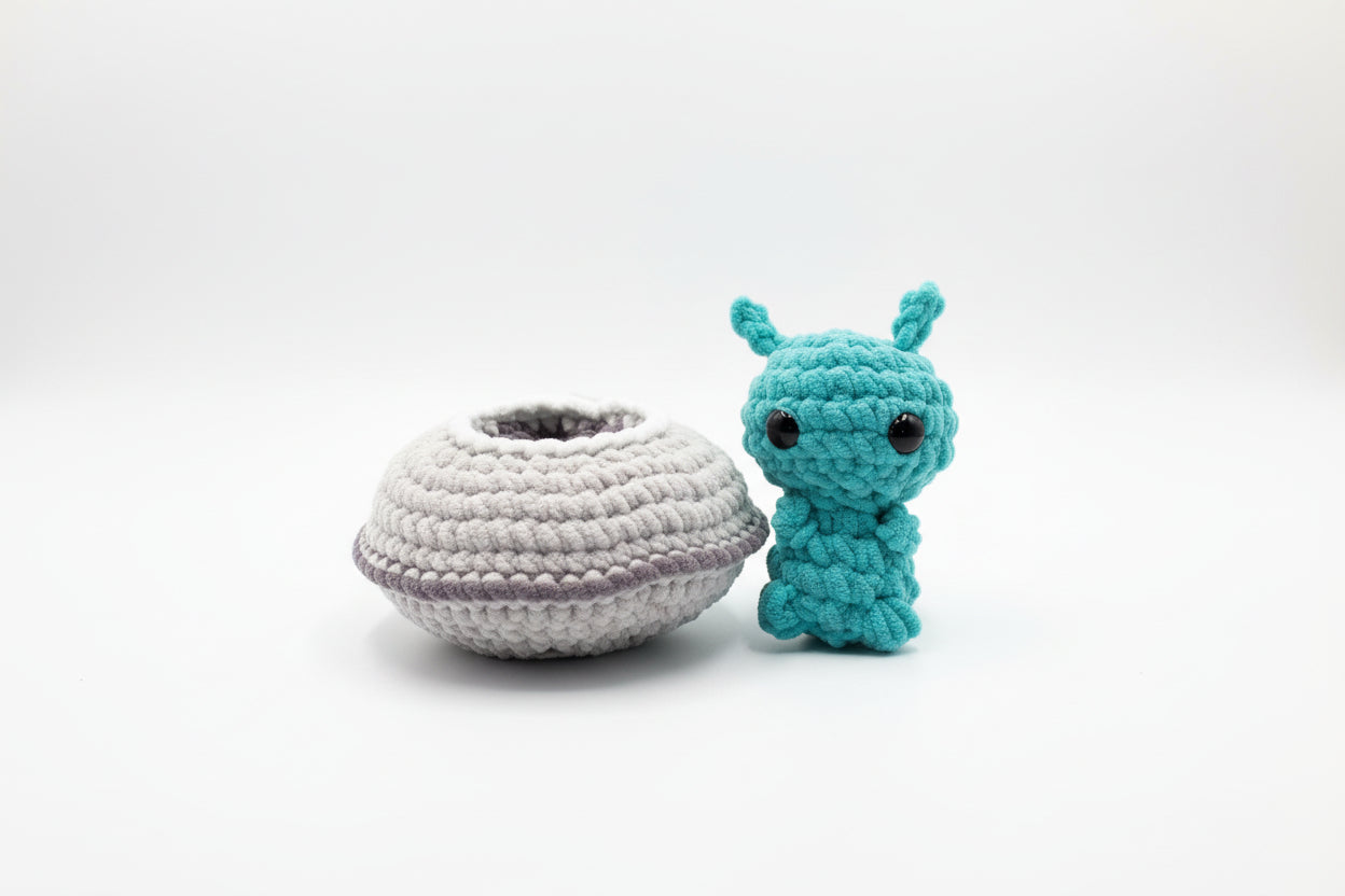 Crochet Alien with Spaceship