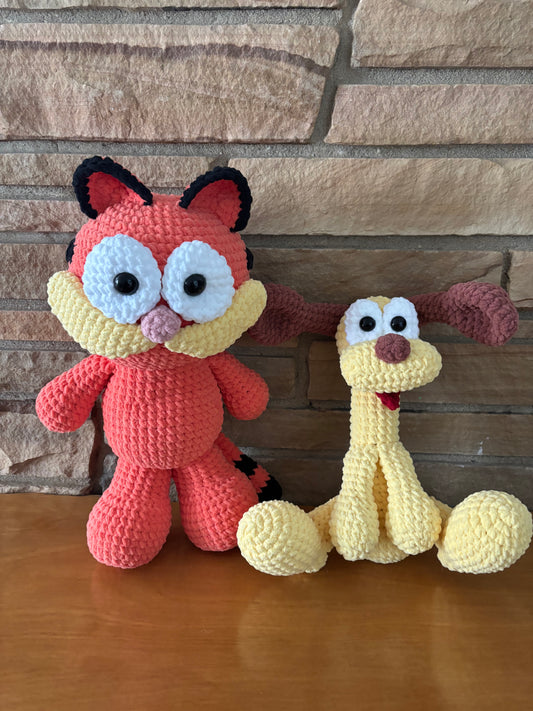 Crochet Garfield and Odie