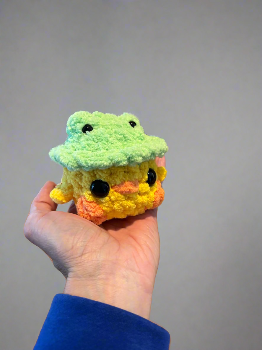 Crochet Duckies with Hats